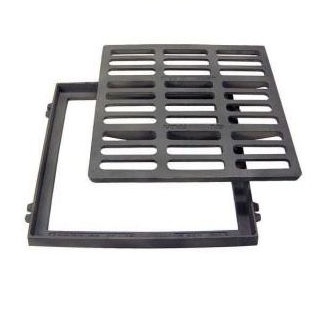 Grille fonte carrée plate PMR SFG 50 C250 570x525-450x450 